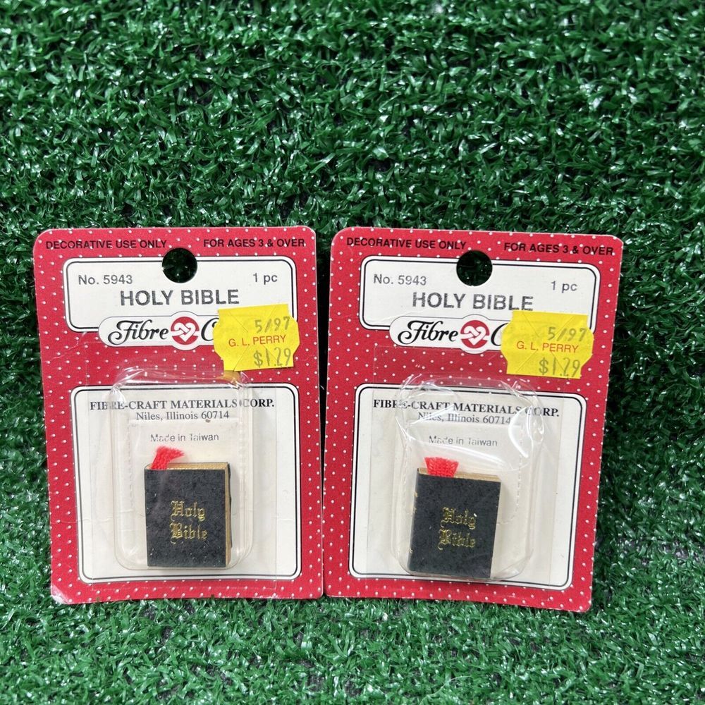 Fibre Craft Doll House Miniatures Holy Bible No. 5943 Lot‎ Of 2 New Sealed